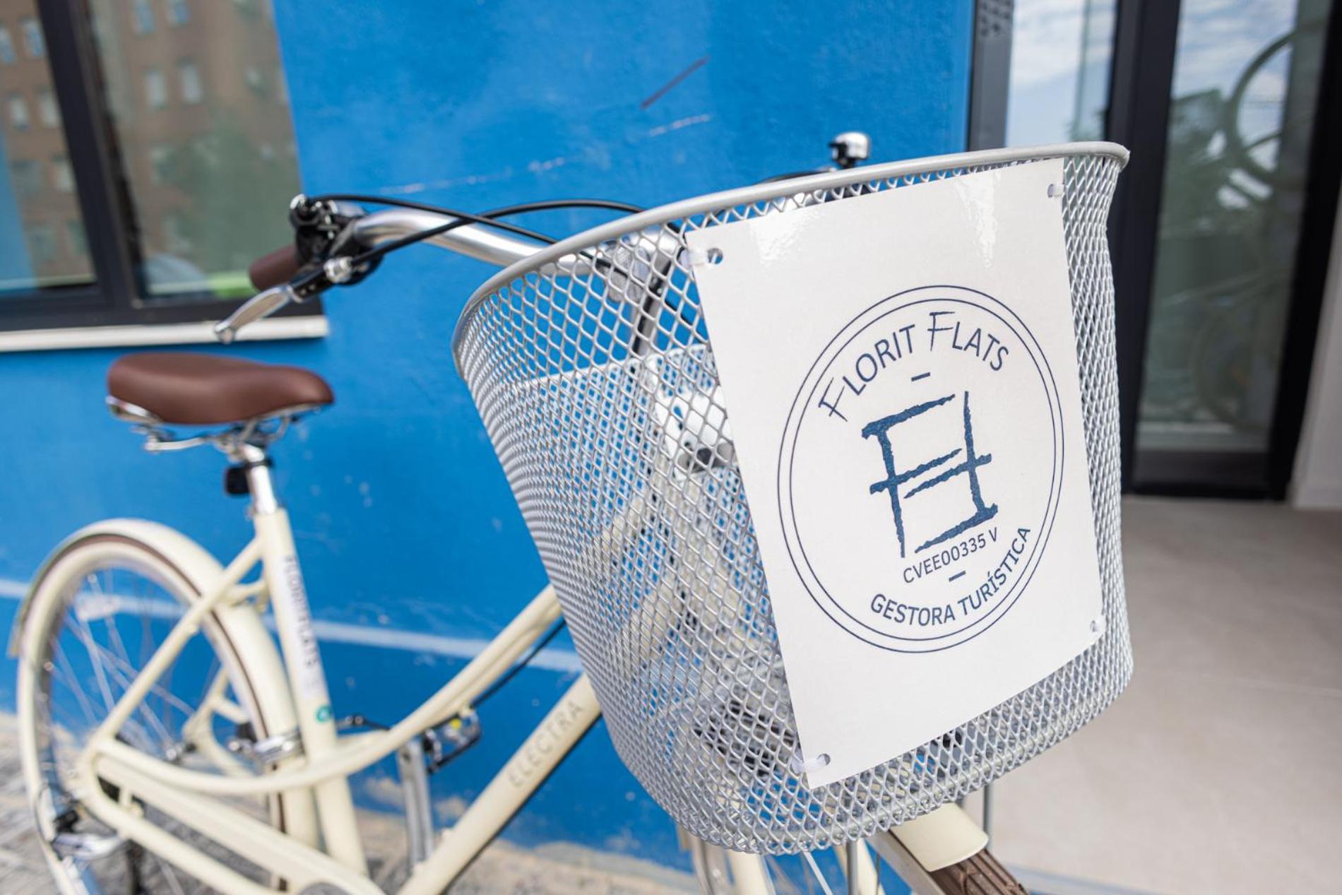 Florit Flats - The Joaquin Sorolla Apartments With Bicycles Валенсия Екстериор снимка